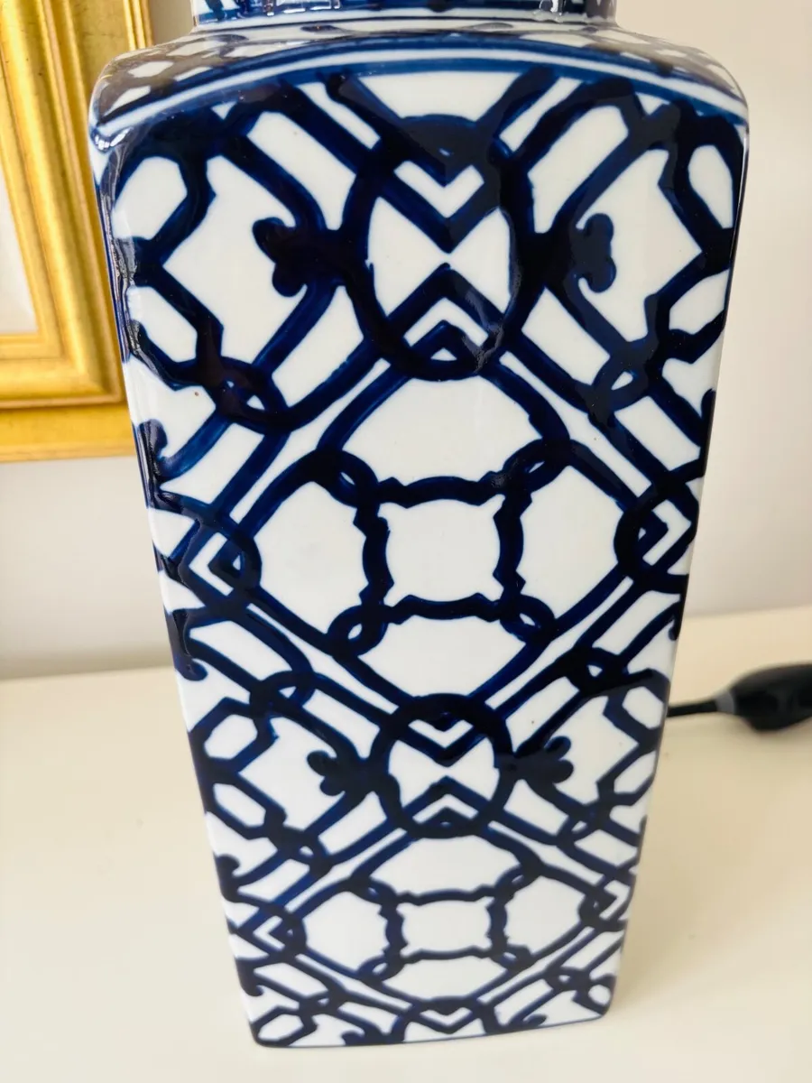 Lamp & shade - Image 3
