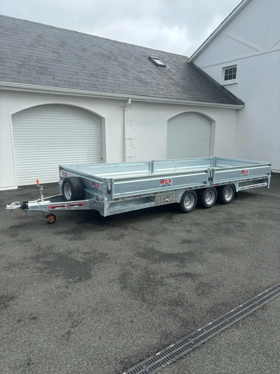 18ft Flatbed builders trailer - Image 1