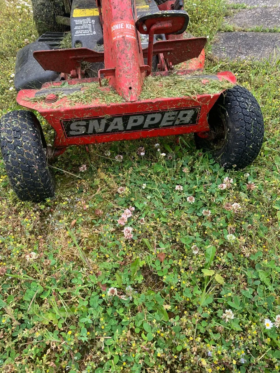 Snapper for parts - Image 1