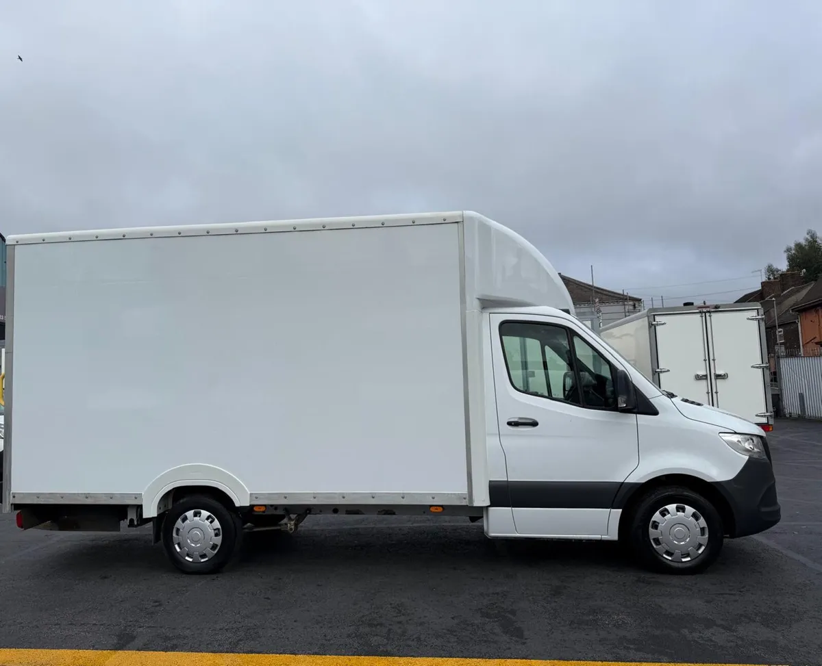 2021 Mercedes-Benz Sprinter Luton Box Van - Image 1