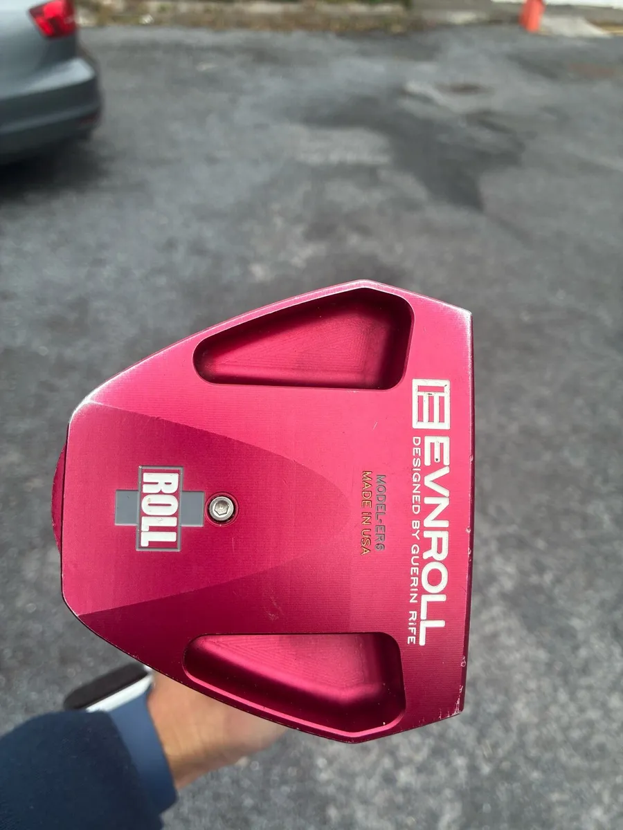 Model - ER7 EVNROLL Putter - Image 3