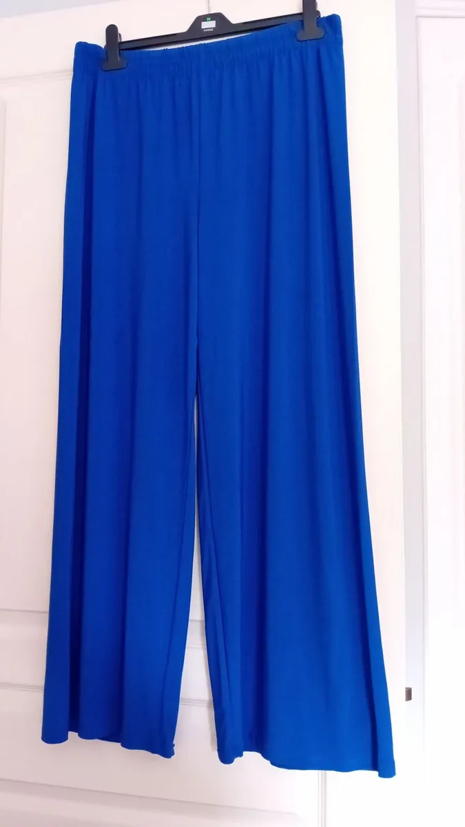 Ladies clothes - Image 4
