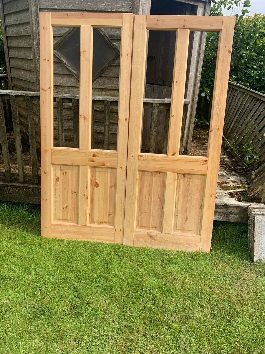Pine double doors - Image 1