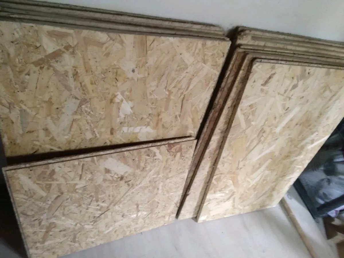 Woodchip flooring 10E THE LOT - Image 4
