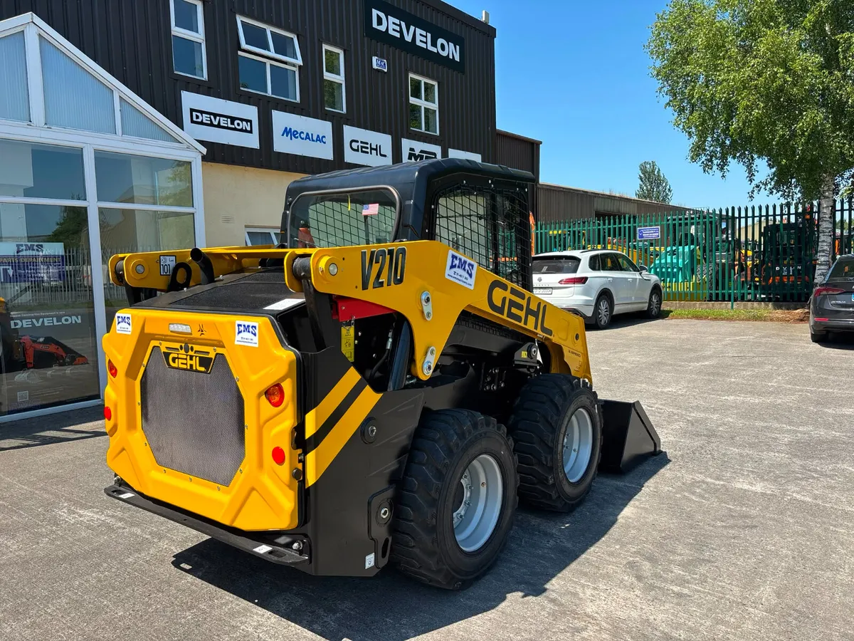 GEHL V210 Skid Steer Loader - Image 2