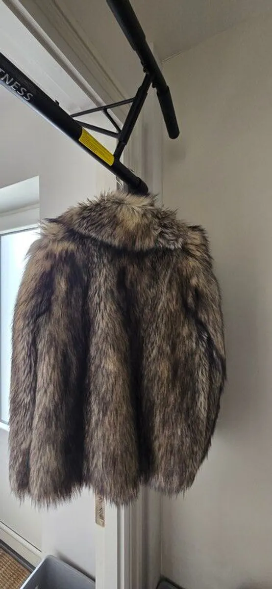 Synthetic fox faux coat - Image 4