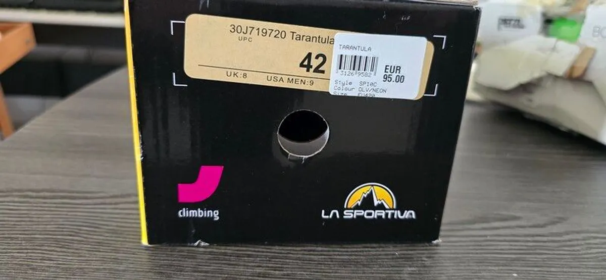 wall climbing shoes - Image 3