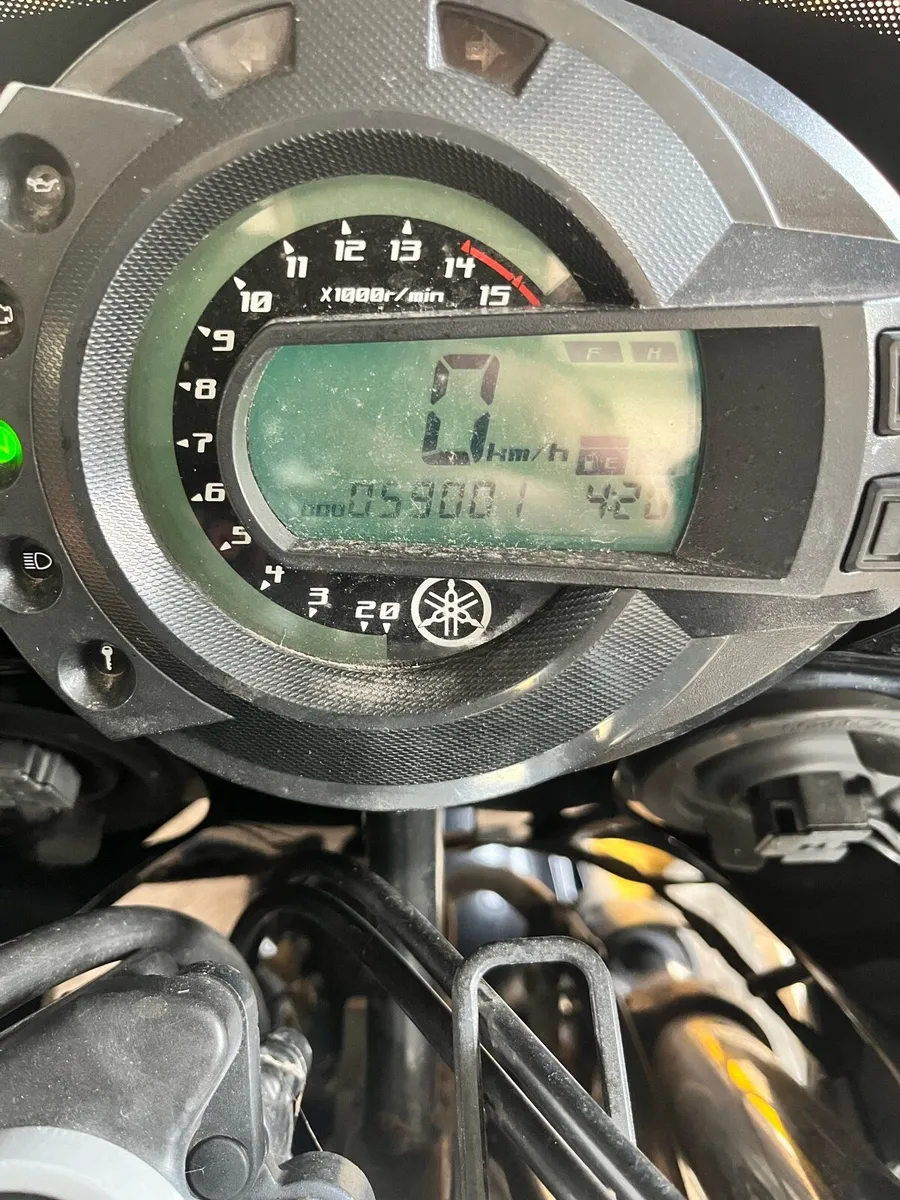 Yamaha Fazer 600 - Image 1