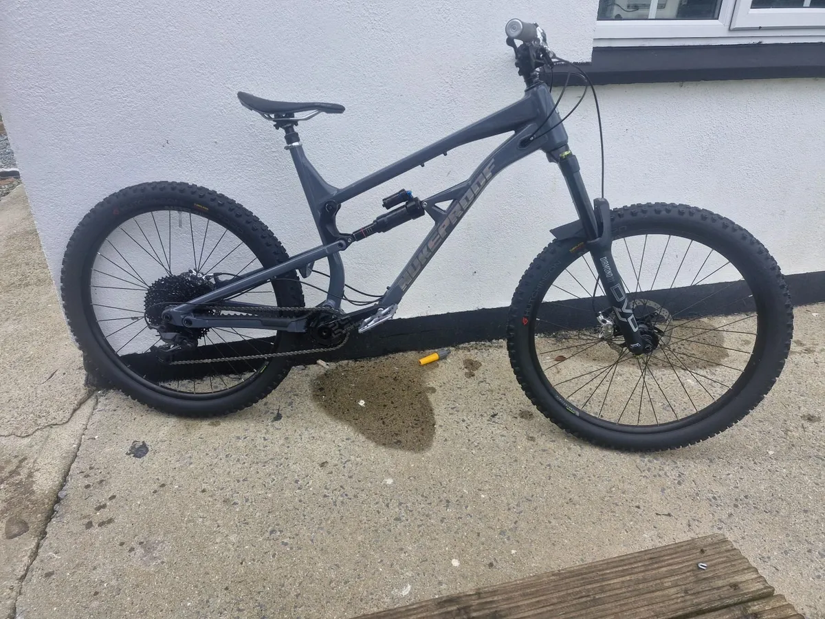 NukeProof Mega 27.5 Mountain Bike - Image 1