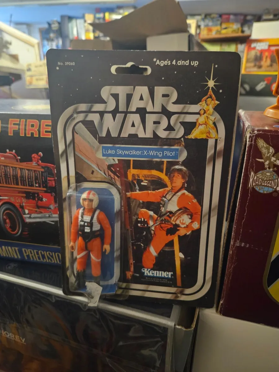 Vintage Star Wars Luke Skywalker X Wing Pilot Repr - Image 1