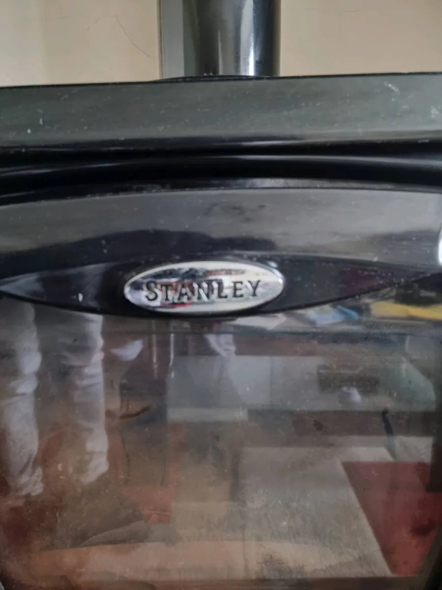 Stanley Oil Back boiler Stove - Image 3
