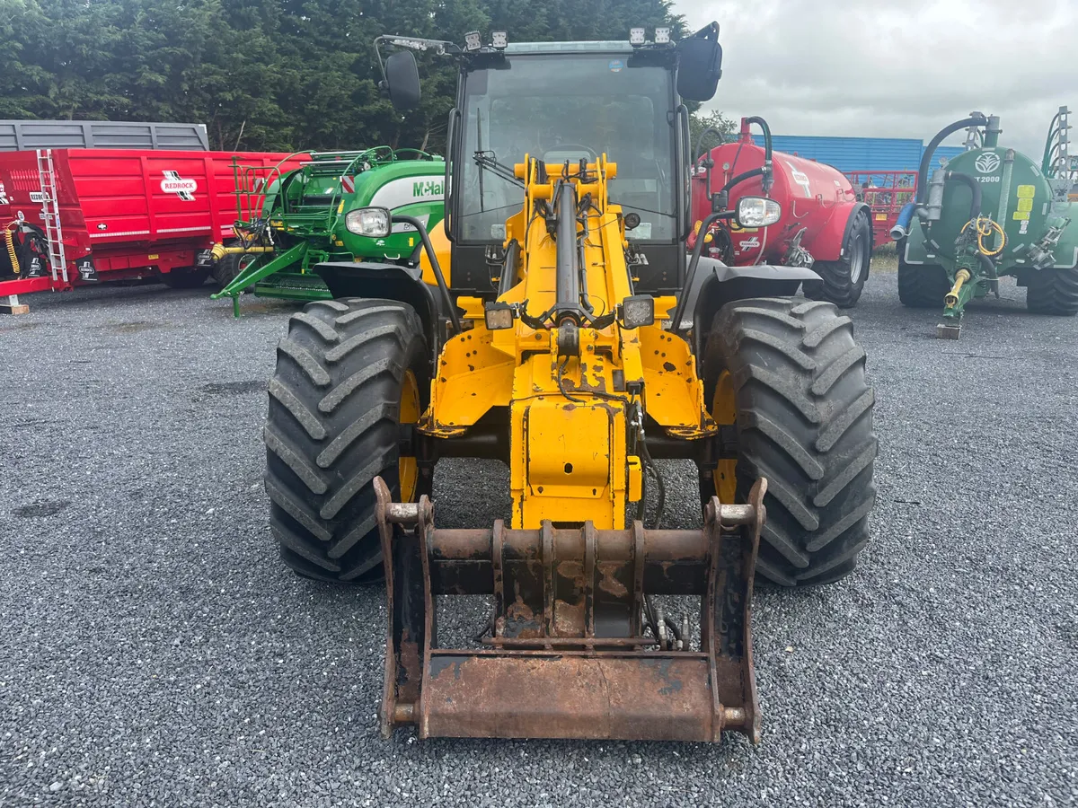 JCB TM 320s - Image 2