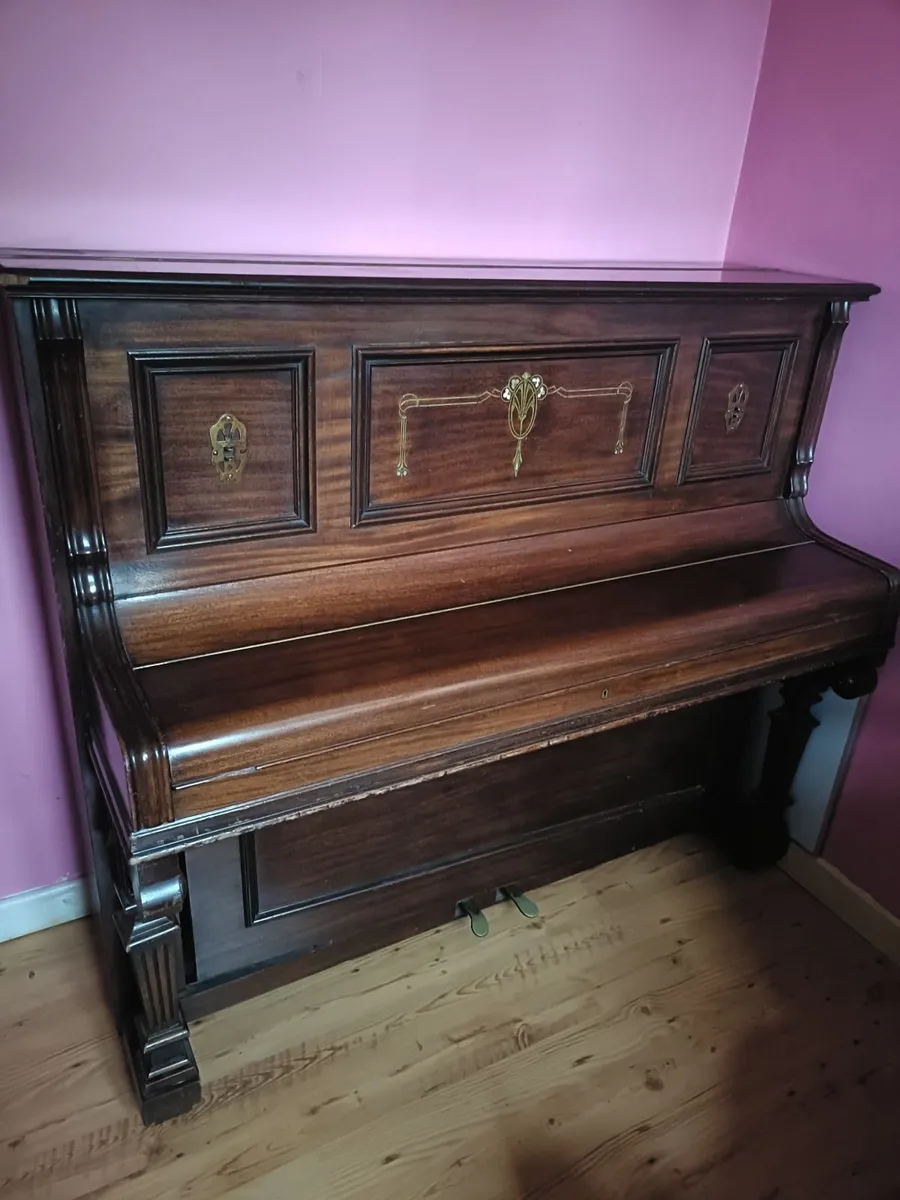 Piano - Image 2