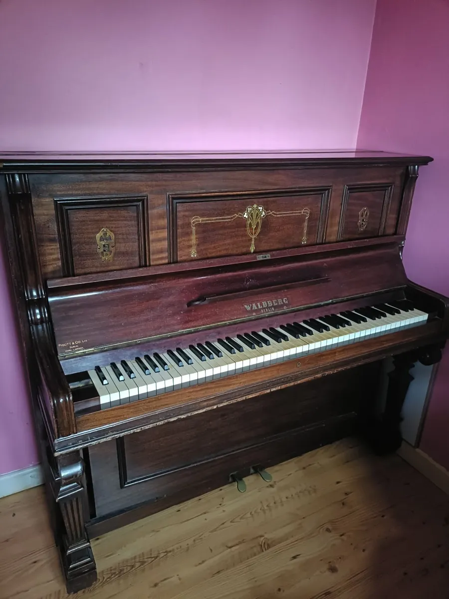 Piano - Image 4