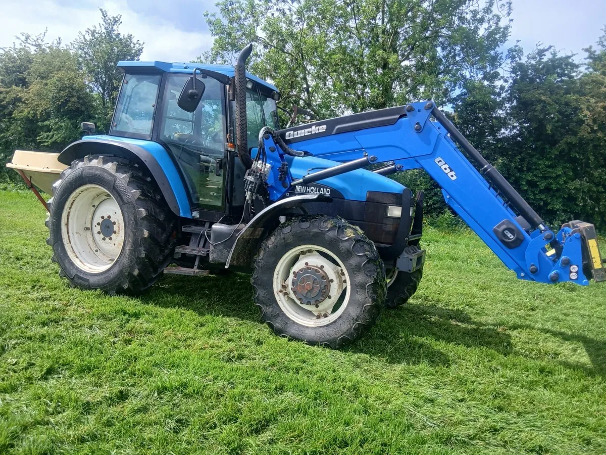 New Holland  8360 - Image 1