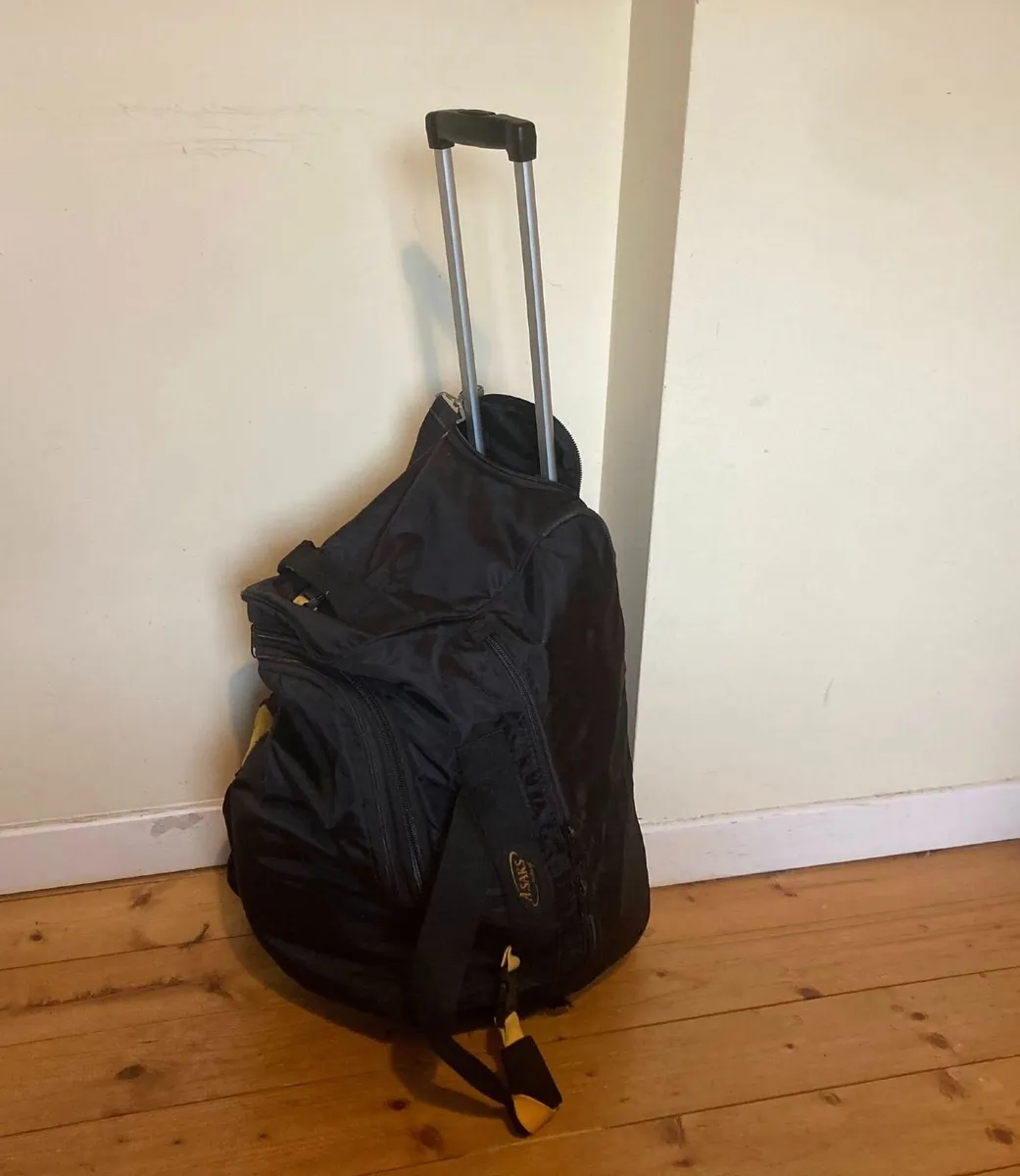 A.SAKS Rolling Wheeled Duffel Bag – Good Condition - Image 3