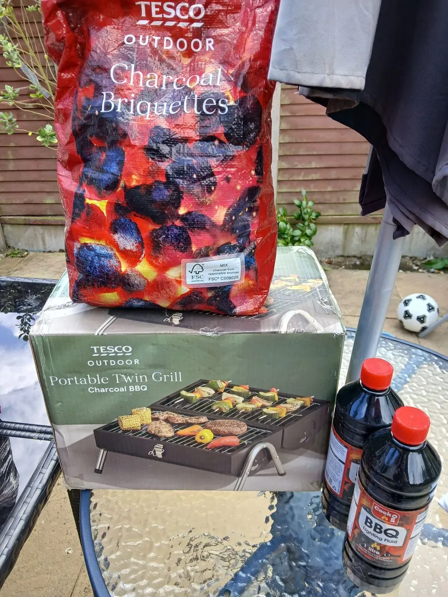 Portable barbecue