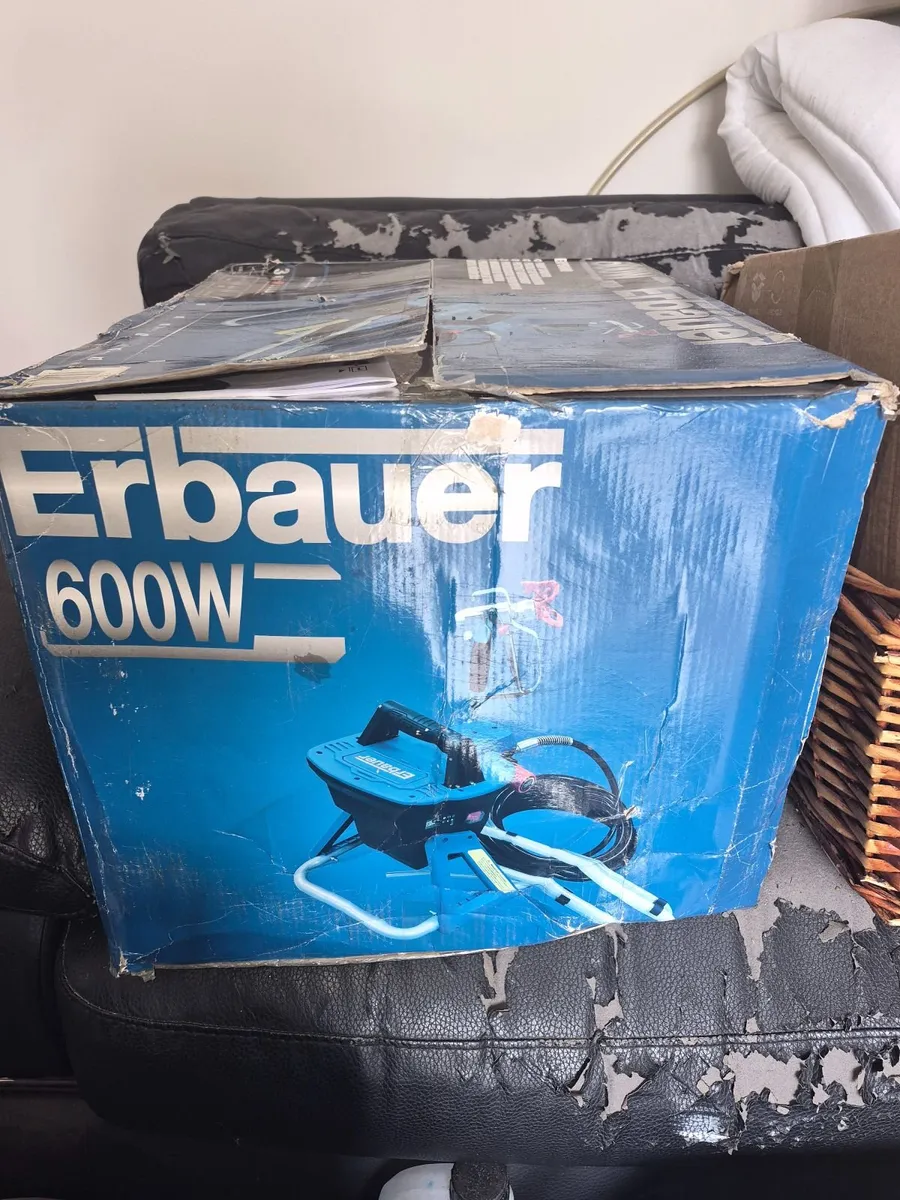 Erbauer 600W Paint Sprayer - Image 2