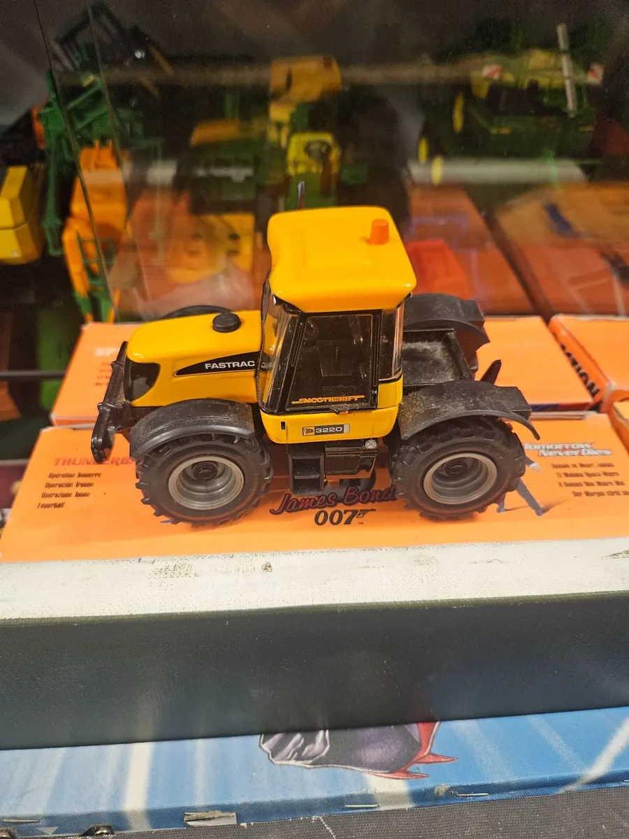 Britain's JCB Fastrac - Image 1