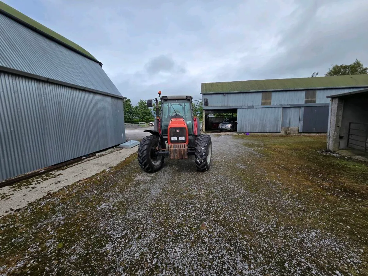 Massey Ferguson 4360 - Image 2