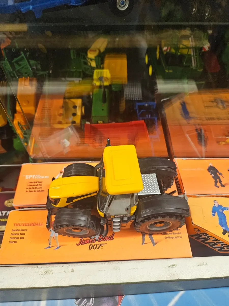 Britain's JCB Fastrac - Image 1