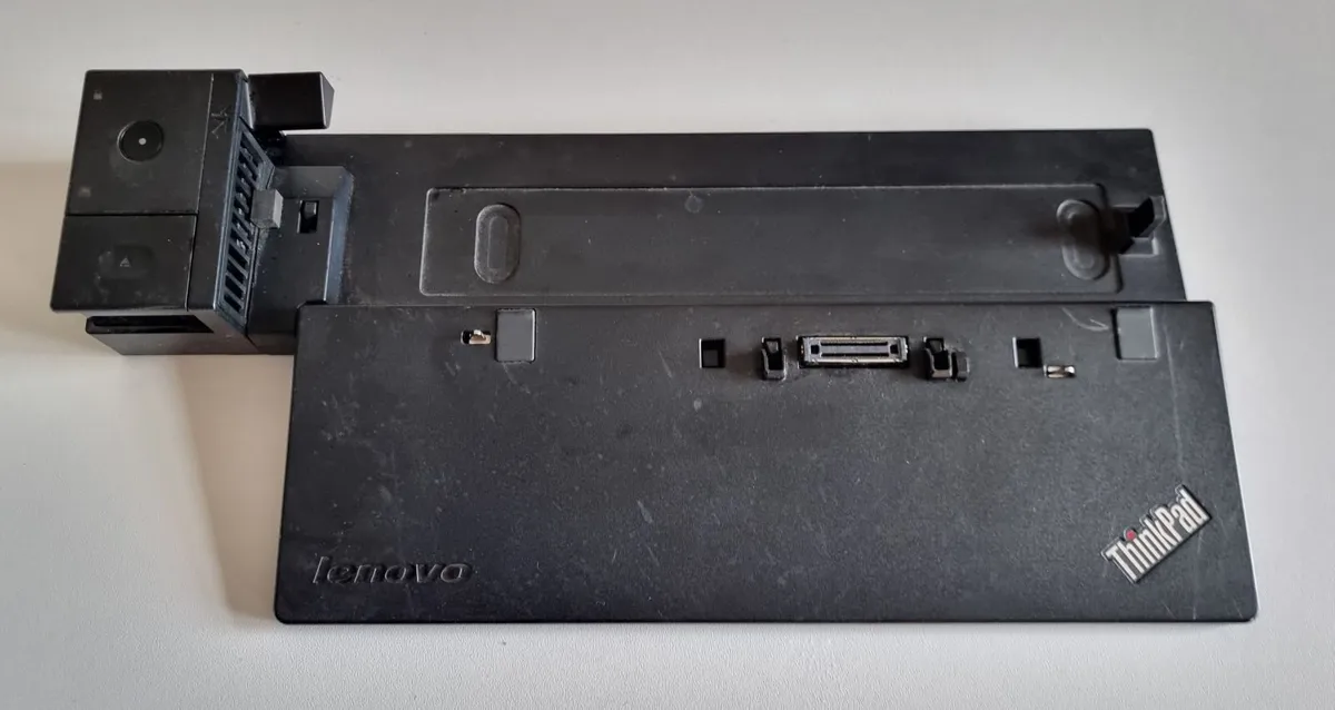 Thinkpad Ultra Dock 40A2 - Image 2