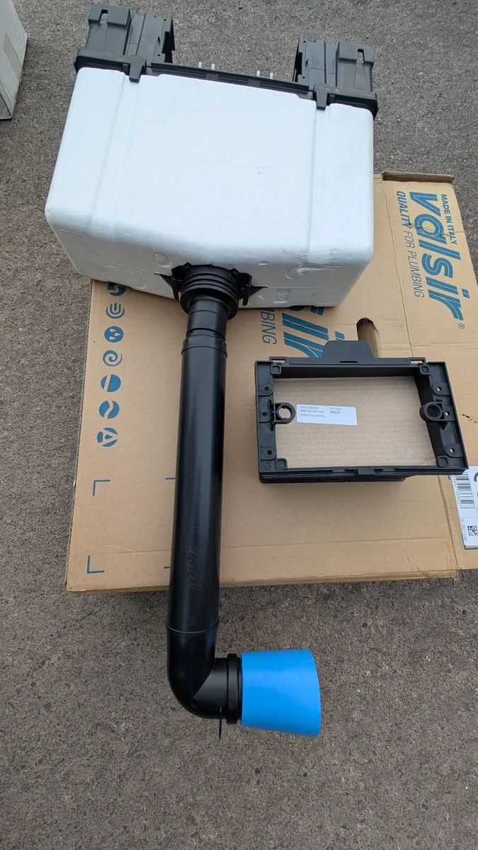 Valsir VS0853009 Concealed Cistern H1140 - Image 1
