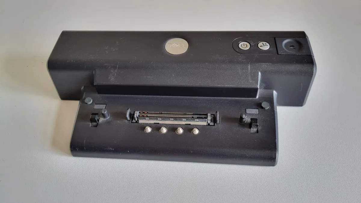 Dell PR01X Docking Station - Image 1