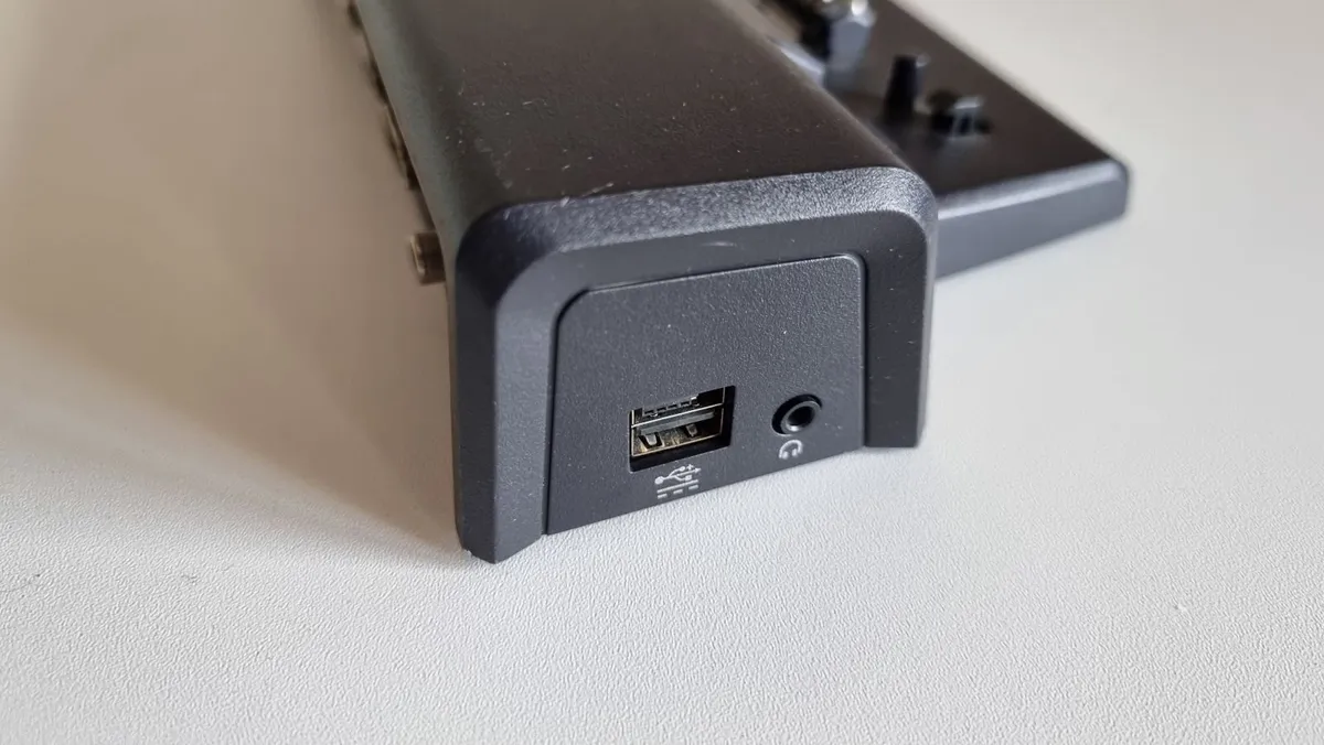 Dell PR01X Docking Station - Image 4