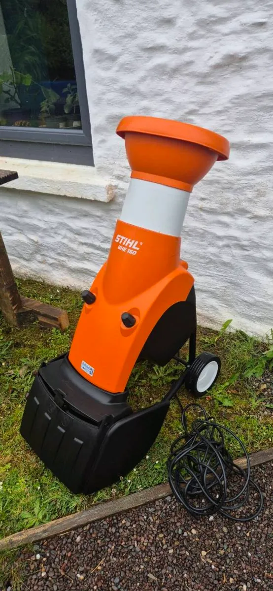 Stihl chipper and mulcher - Image 1