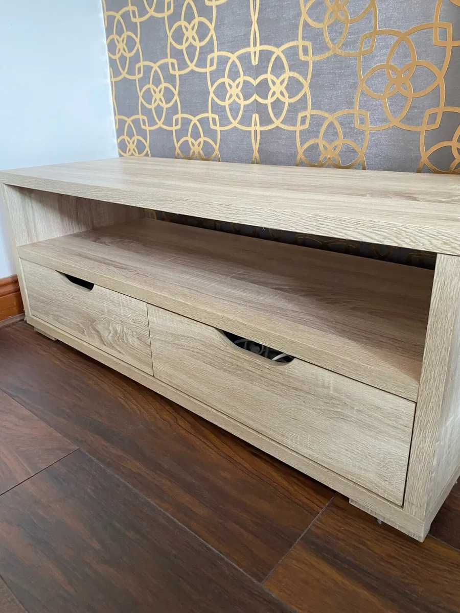 Modern TV Unit / Media Stand – Oak Effect - Image 1