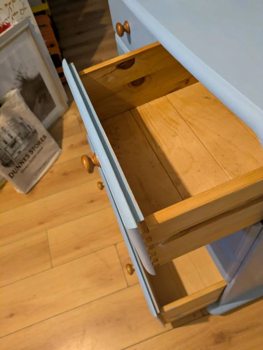 Chest of drawers - Image 3