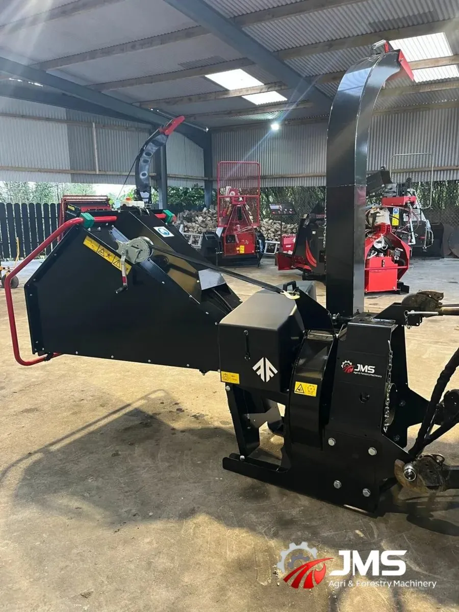 FARMI FOREST CH18 - 7" PTO-DRIVEN WOODCHIPPER - Image 1