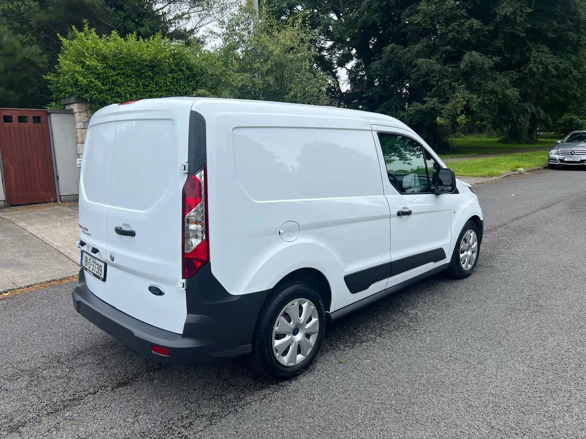 2018 Ford Transit Connect low miles NO VAT - Image 2