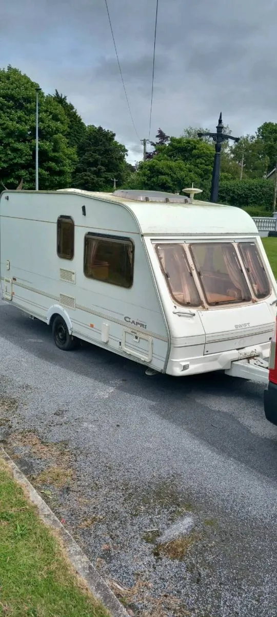 Caravan - Image 2