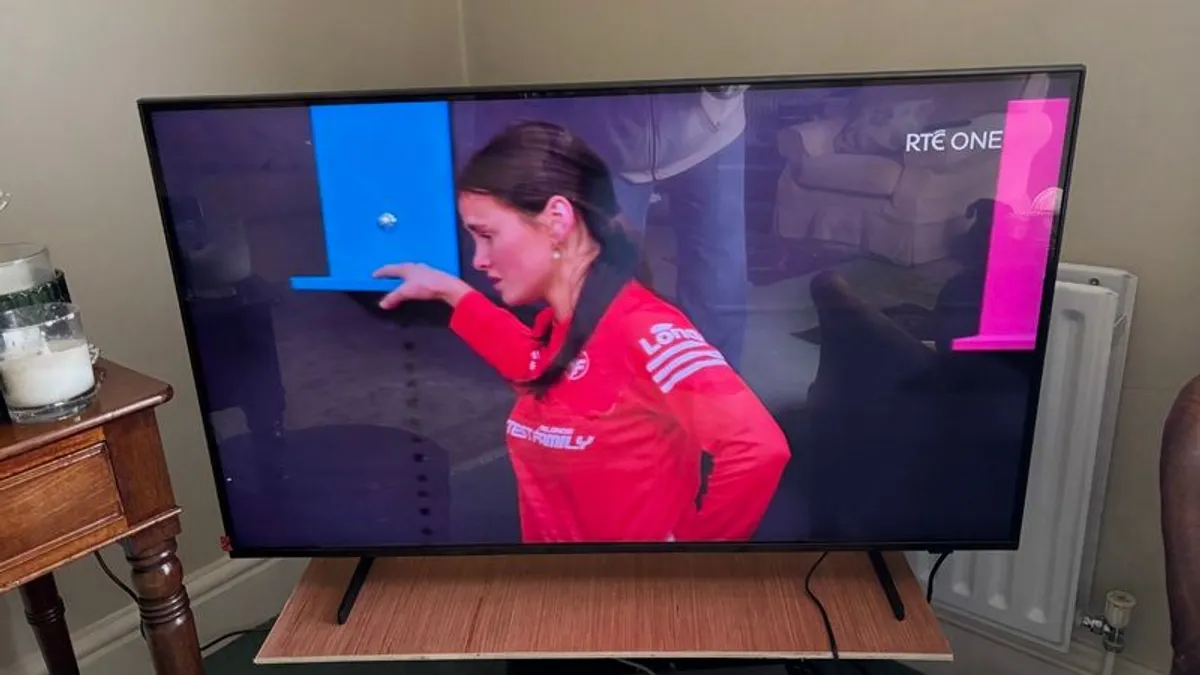 Samsung 43inch QLED smart TV - Image 1