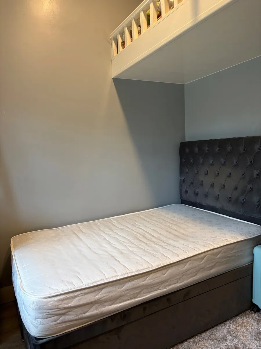 Small double Ottoman Bed - Image 2