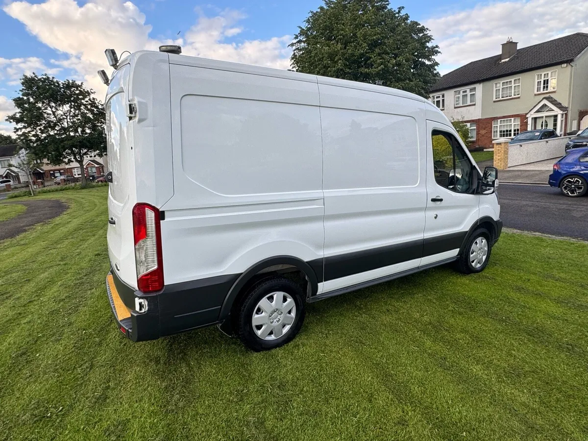 Ford tranit 350 rwd - Image 3