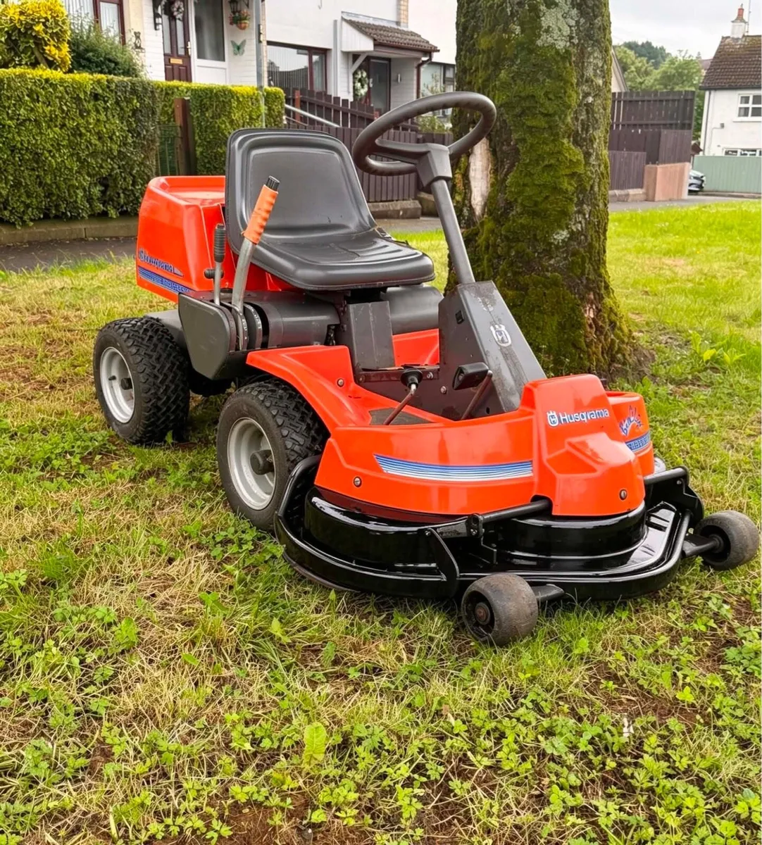 Husqvarna ride on lawnmower - Image 1