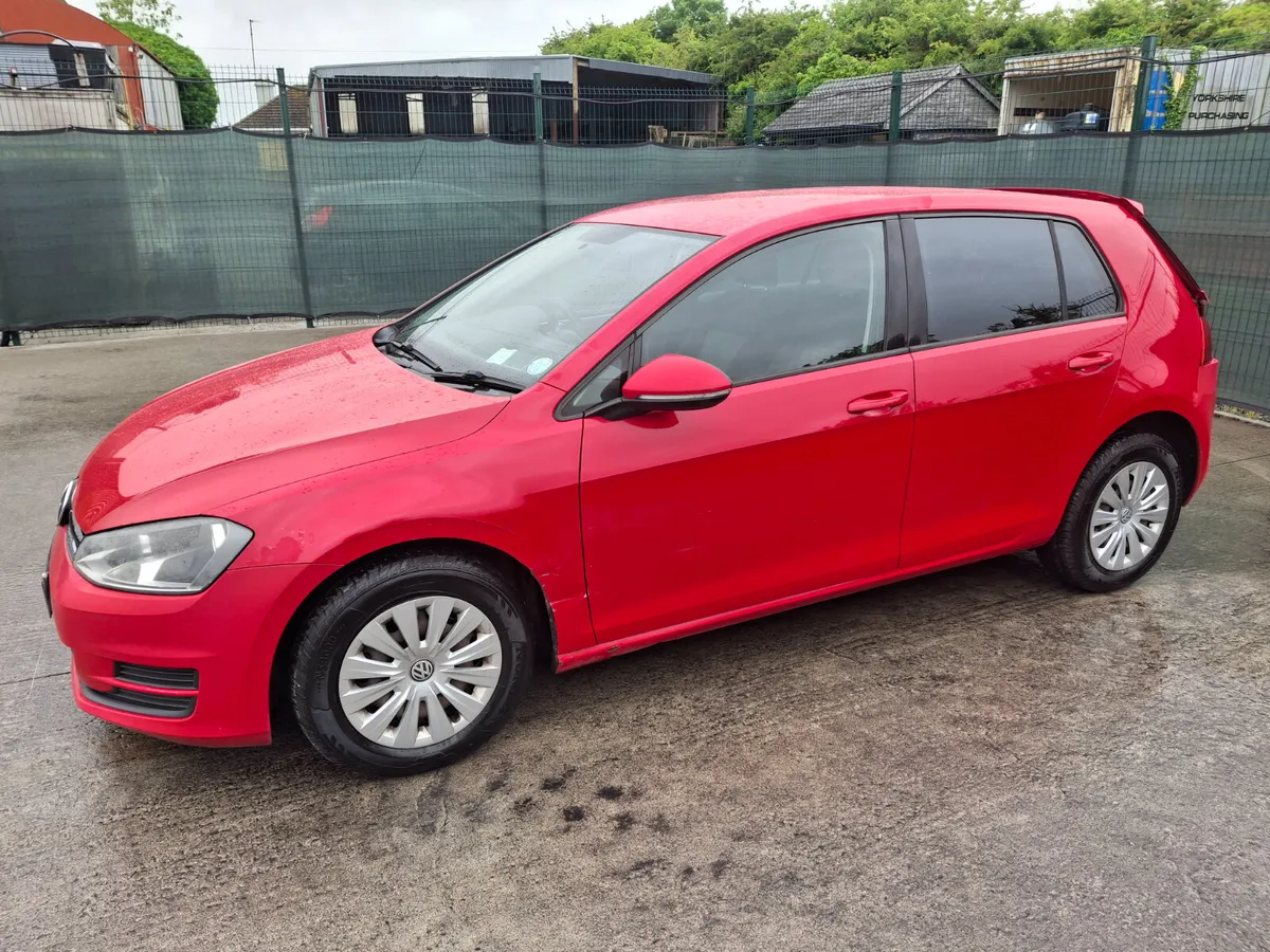 2013 Volkswagen Golf 1.6 Tdi.Drive home - Image 1