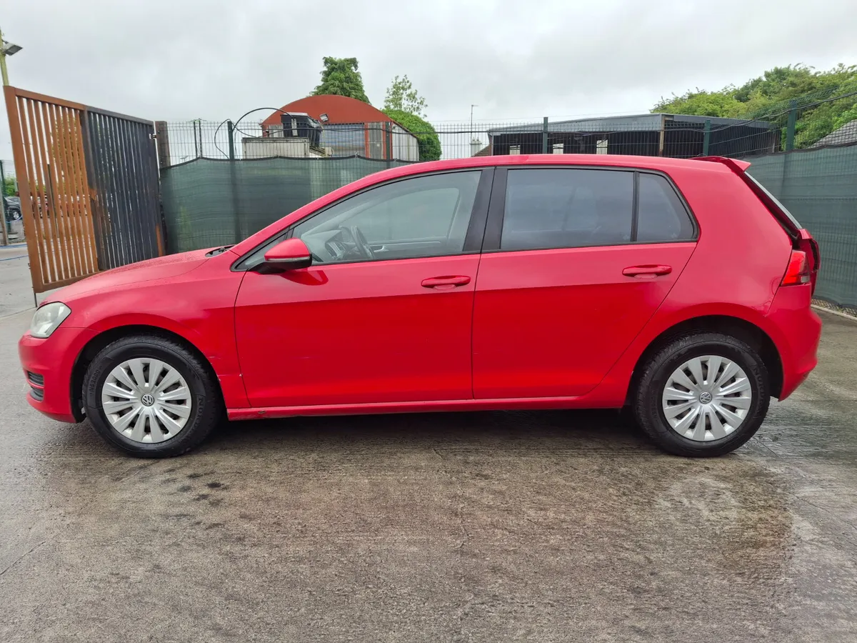 2013 Volkswagen Golf 1.6 Tdi.Drive home - Image 2