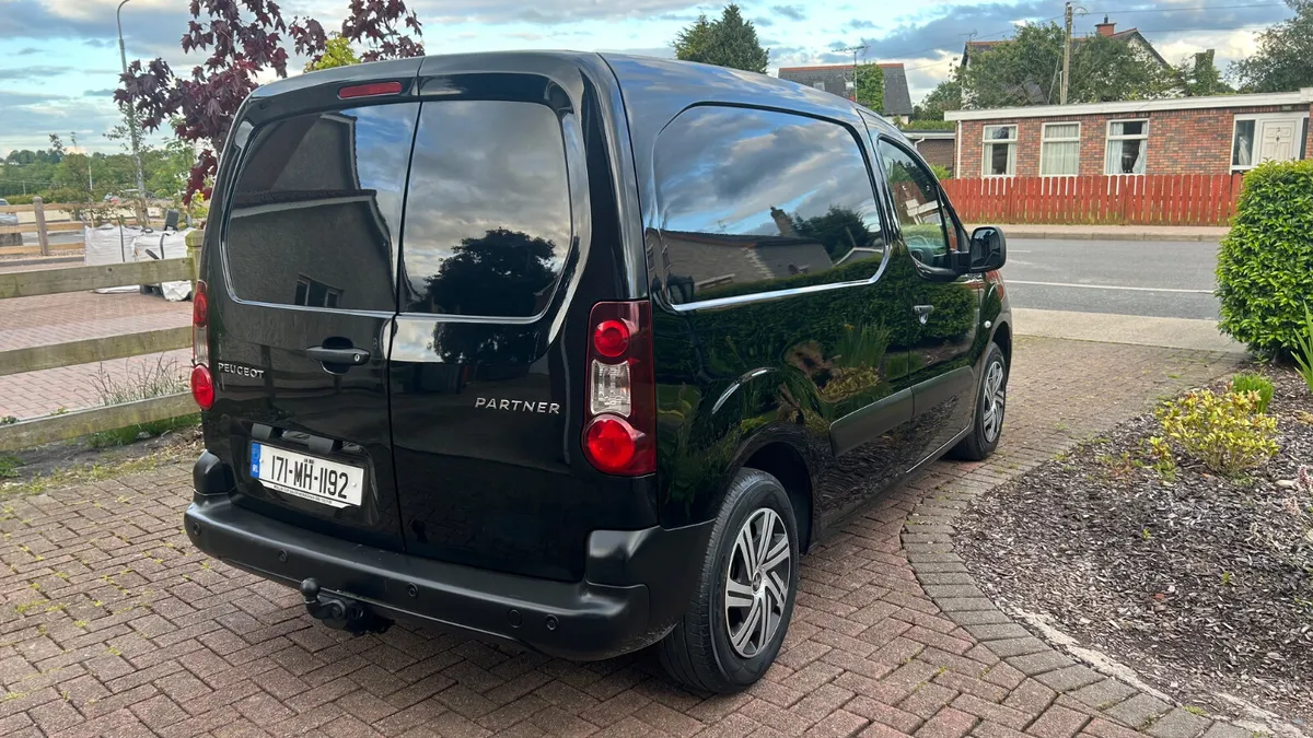 Peugeot Partner 1.6hdi (doe 04/27 & taxed 01/27) - Image 3