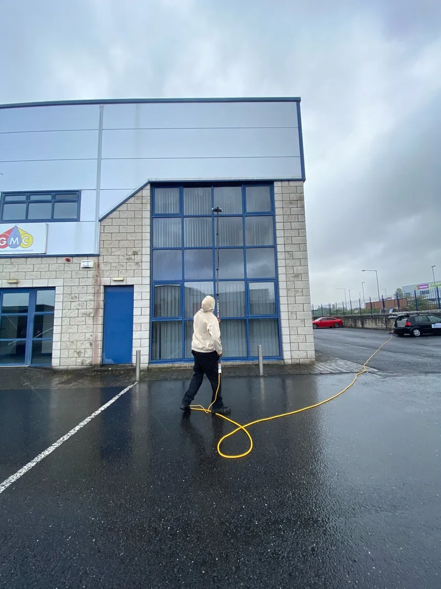 Professional Window Cleaning/Powerwashing Services - Image 4