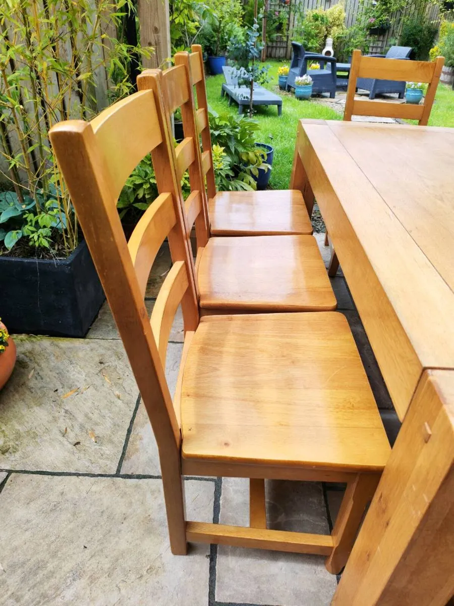 Large oak table - Image 3