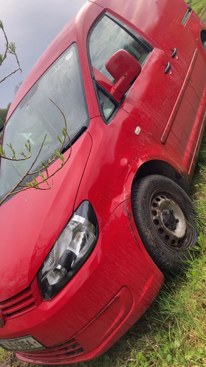 Volkswagen caddy for parts - Image 3
