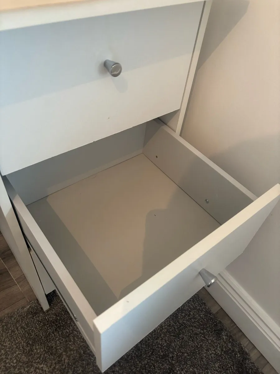 Office Desk - Image 4