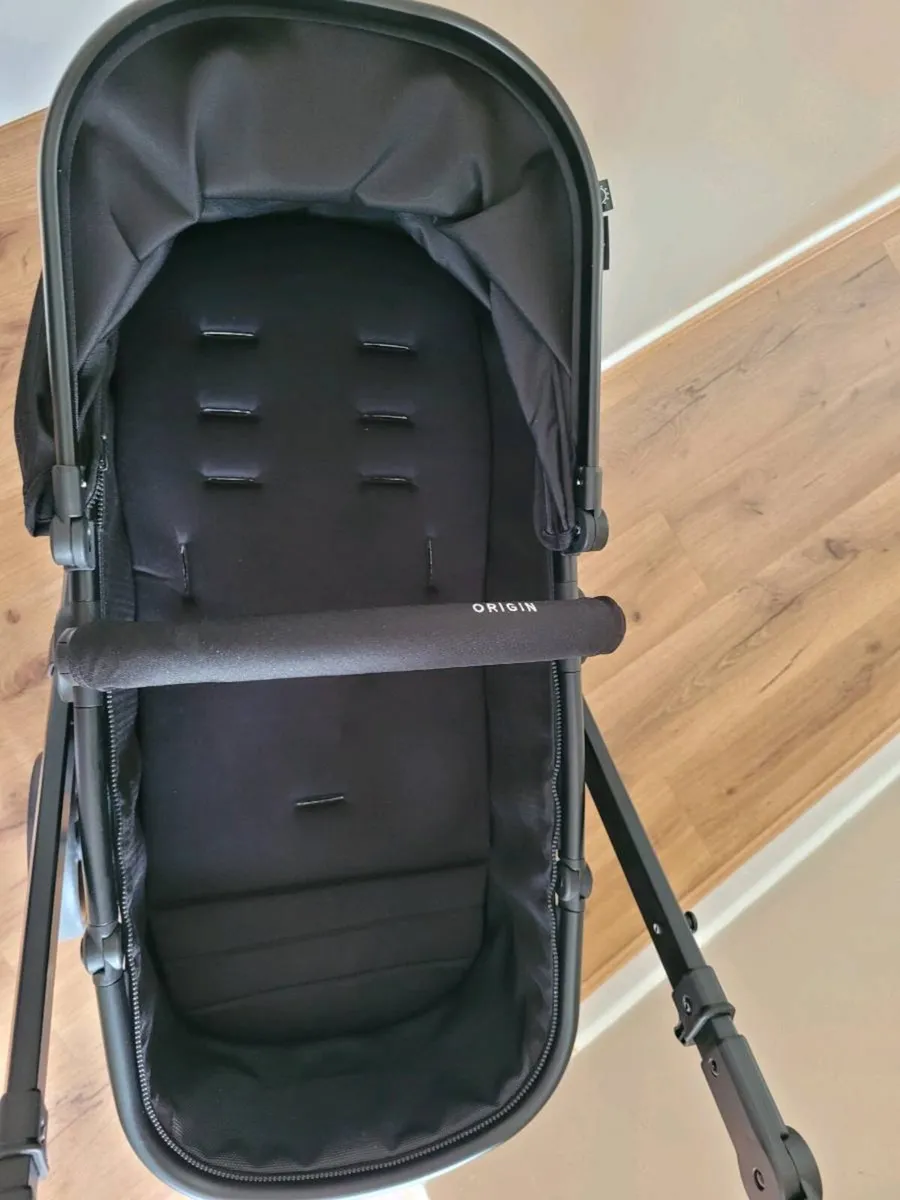 2 in 1 travel system - Image 3
