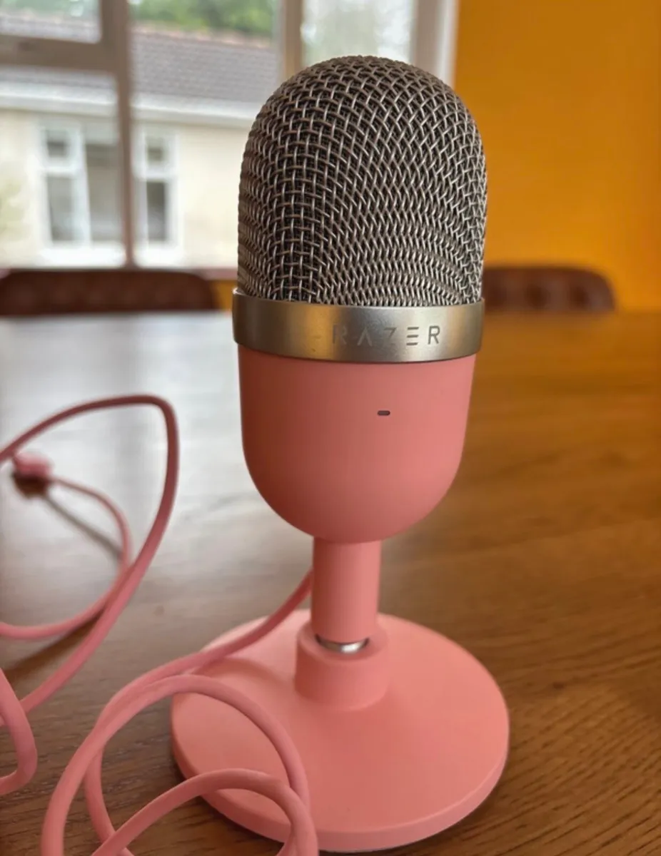 Razer Seiren Mini - Pink - Image 1