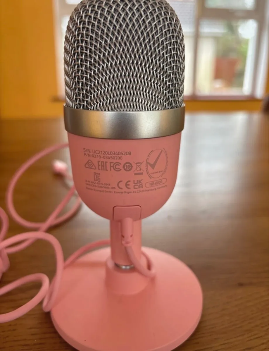 Razer Seiren Mini - Pink - Image 2