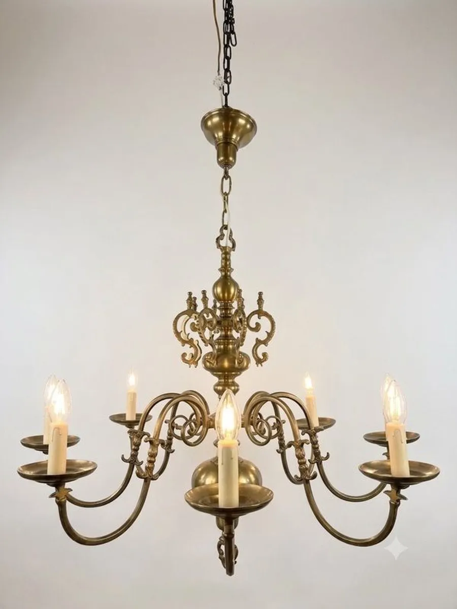 Exquisite Quality Antique Eight-Branch Flemish Brass Chandelier - Image 1